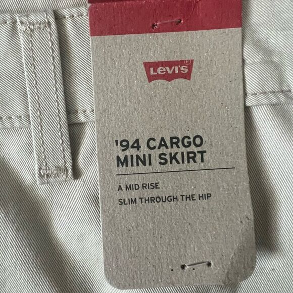 Levi's '94 Cargo Twill Mini Skirt- Size 32 - Picture 2 of 6